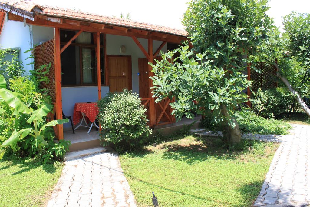 Yildiz Pension Bungalows Çıralı Szoba fotó